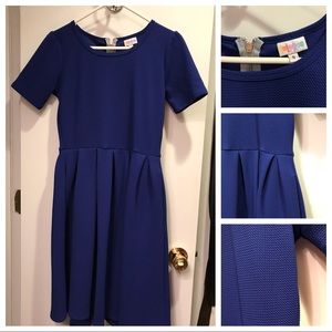 💢 SOLD 💢 LuLaRoe Bright Blue Amelia- Size Small